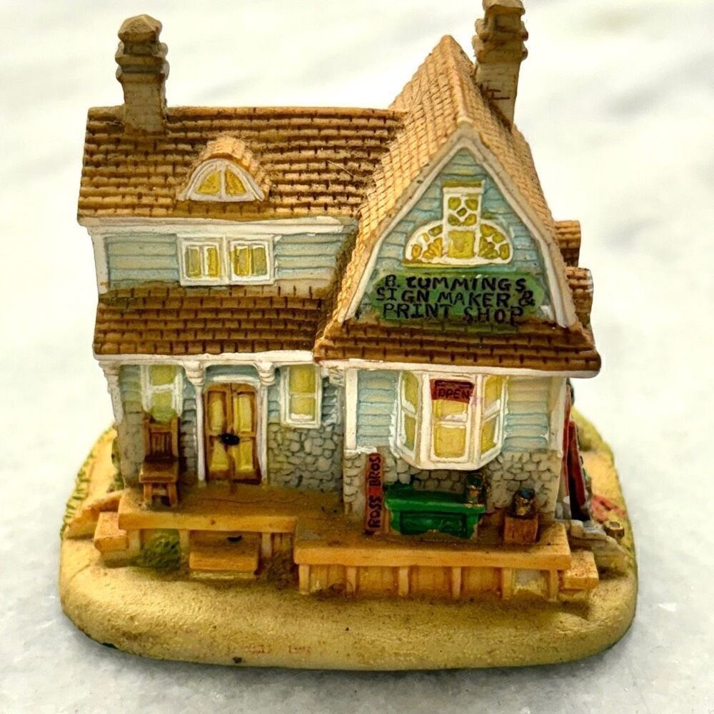 Liberty Falls B. Cummings Signmaker AH 130 Miniature Collection Multicolor Small